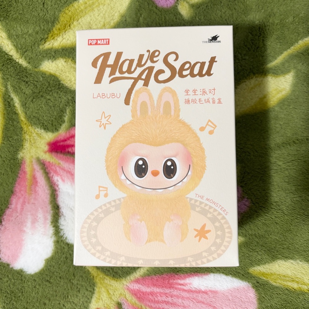 Pop Mart Labubu 'Have A Seat' Accessory